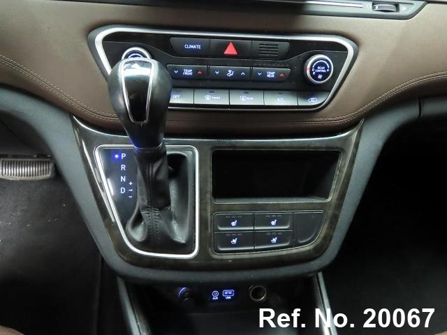  Hyundai / Grand Starex Stock No. 20067